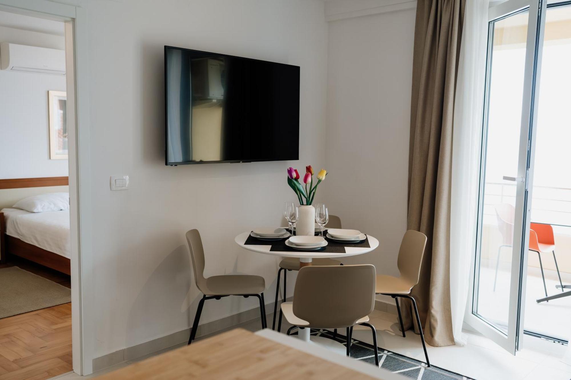 דירות וולי לוסיניי Apartmaji Punta מראה חיצוני תמונה