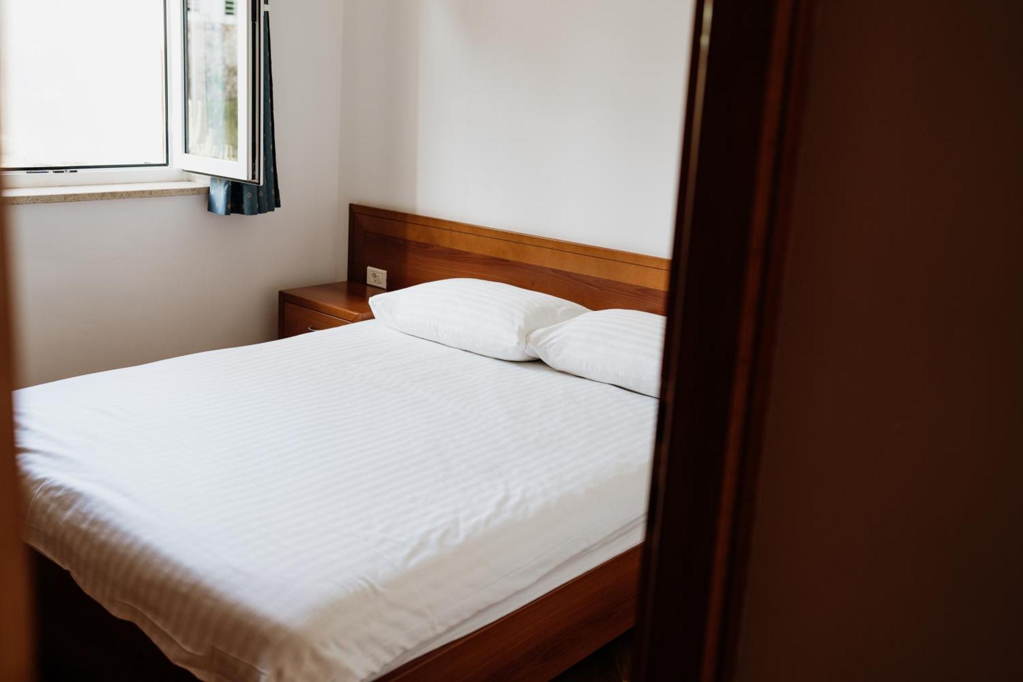 דירות וולי לוסיניי Apartmaji Punta מראה חיצוני תמונה